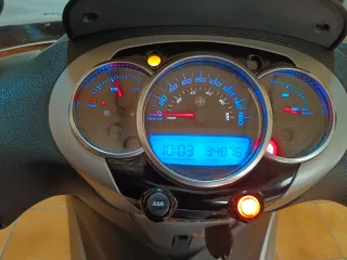 Piaggio Beverly 350 Sport Touring
