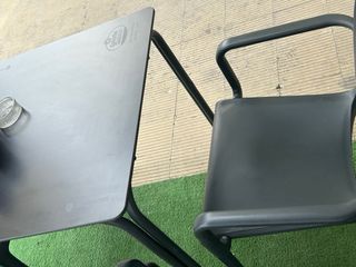 Mesas y sillas para negocio