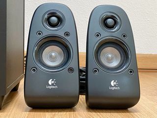 Altavoces Logitech 5.1 3D