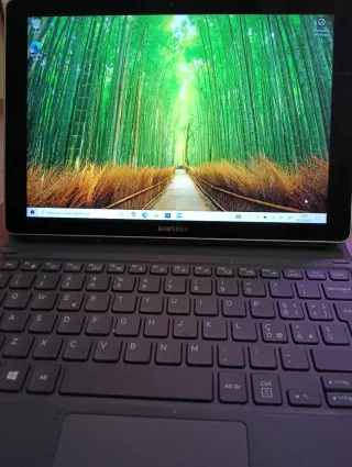 Samsung Galaxy Book 10.6 LTE mini PC
