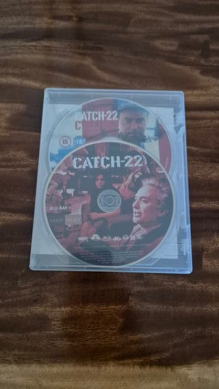 Blu-ray + DVD Catch-22 Trampa 22