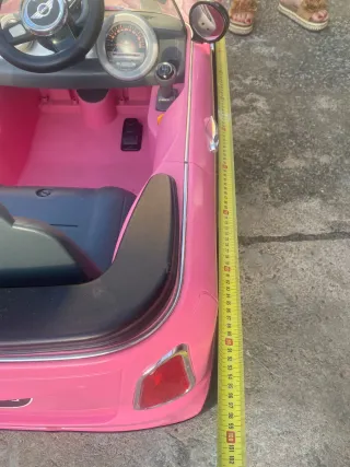 Mini Cooper S rosa a batería