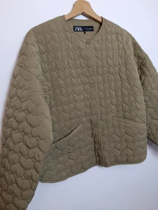 Cazadora acolchada  Zara.