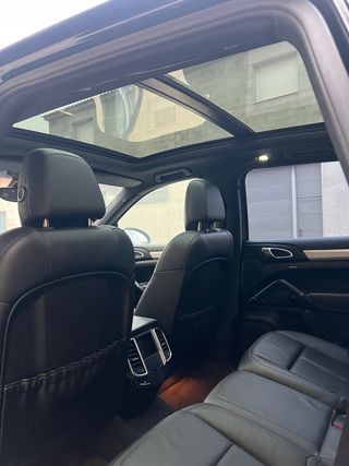 Porsche Cayenne 2012