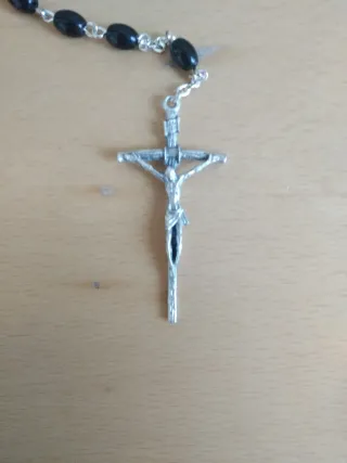 Rosario Papa Francisco con estuche