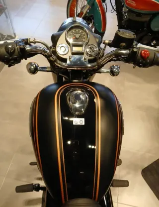 Royal Enfield Bullet 350