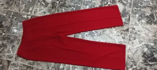 Pantalón de vestir rojo talla 40
