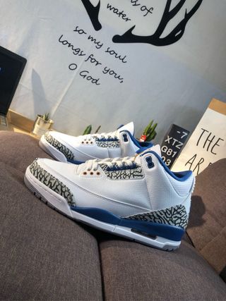 Nike Air Jordan 3 Talla 41