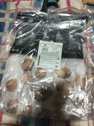 Cortinas Beige y Marrón con Diseño