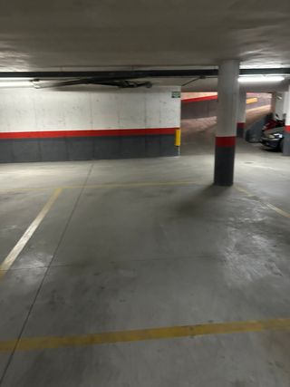 Plaza AMPLIA para Coche + Moto - Edificio Venus (L