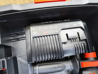 Taladro Percutor Wurth + Batería y Cargador