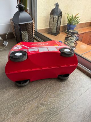 Valigia per bambini Trunki rossa da vigile del fuoco