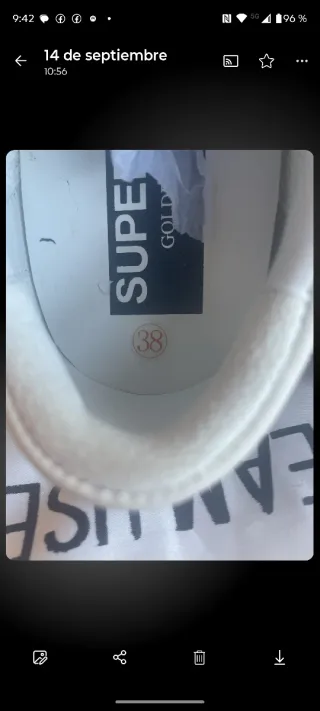 Zapatillas deportivas plateadas con purpurina