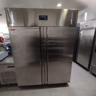 Congelador vertical Polar 2 puertas