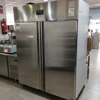 Congelador vertical Polar 2 puertas