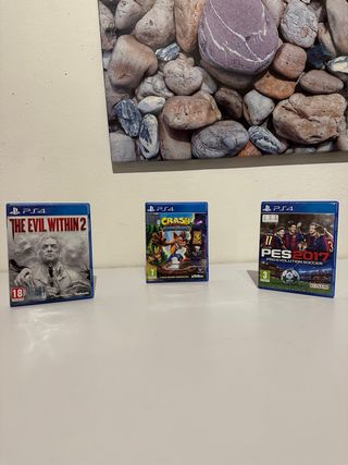 PS4 Slim 1TB Console + Controller + Giochi