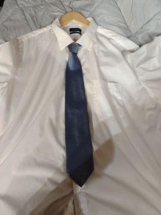 Lote 3 corbatas: rayas, cuadros y pintas