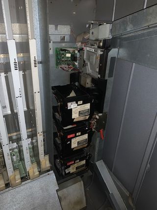 Máquina expendedora Azkoyen N 26/24