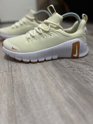 Nike Free Metcon 6 Sail White Monarch