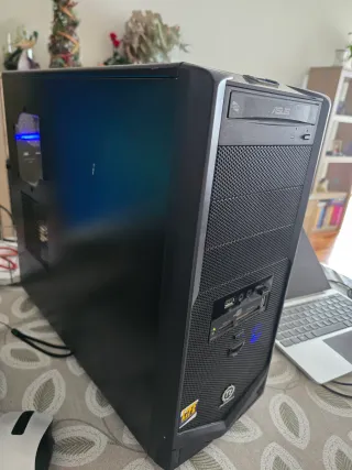 Ordenador i5 1TB HDD, DVD, WiFi 6