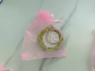 Pulseras tejidas a mano