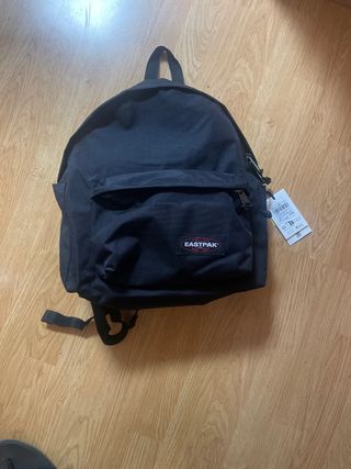 Mochila Eastpak Negra Nueva s
