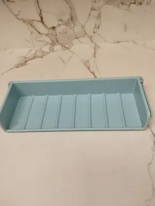 Toallero baño azul y cromado