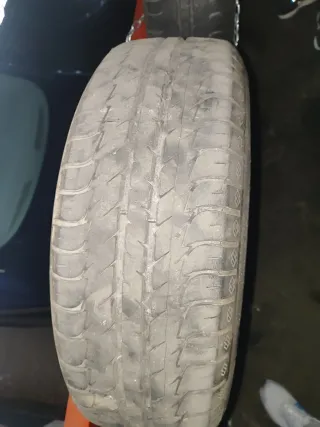 Llantas Peugeot 208 con neumáticos