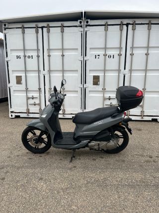 Peugeot Tweet 125 gris 2023