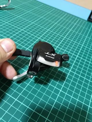 Mando y Desviador Shimano XT 2 Platos