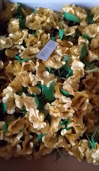 Fiori artificiali dorati 1€ quattro fiori
