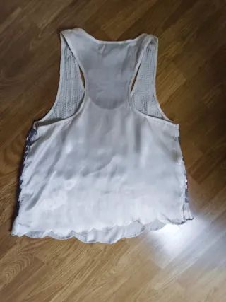 Top de lentejuelas Urban Outfitters