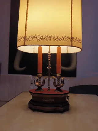 Lámpara de Mesa Victoriana tipo "Bouillotte"