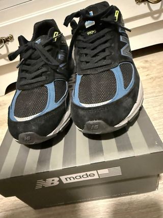 New Balance 990v5 Talla 43 puestas 3 veces.
