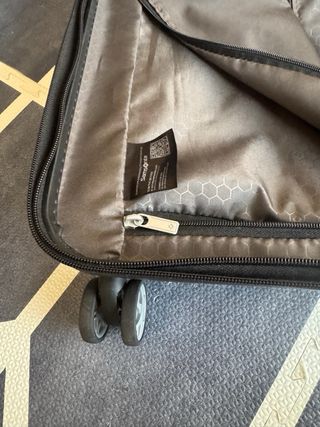 Maleta Samsonite Expandible Negra