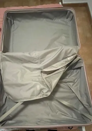 Maleta Primark Dura Rosa Un Solo Uso