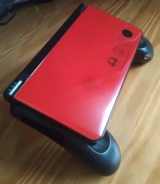 Nintendo DSI XL (USB-C)