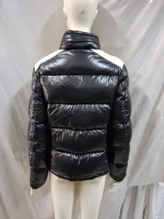 Moncler Piumino d'oca nero e beige