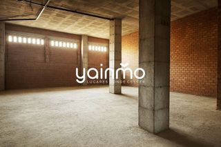 Local comercial en venta en Renfe - Bulevar 1º y 2º Fase en Jaén