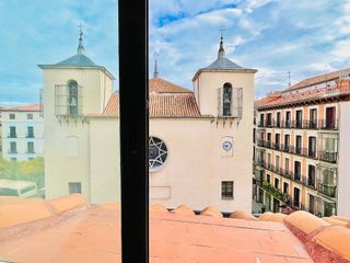 Estudio en alquiler en Universidad - Malasaña en Madrid