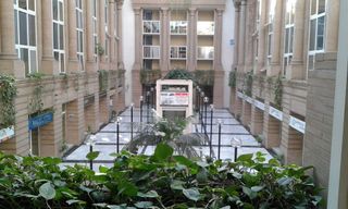 Oficina en alquiler en La Buhaira en Sevilla