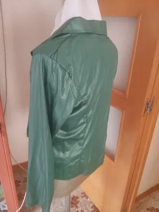 Disfraz colegiala verde y blanco