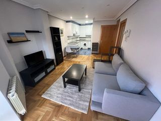 Piso en alquiler en Laviada en Gijón