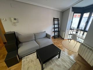 Piso en alquiler en Laviada en Gijón