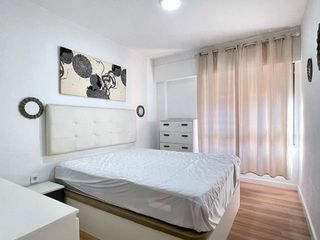 Piso en alquiler en Ciudad de Asís en Alicante