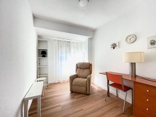 Piso en alquiler en Ciudad de Asís en Alicante