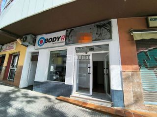 Local comercial en venta en Gamarra - La Trinidad en Málaga