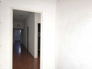 Local comercial en venta en Gamarra - La Trinidad en Málaga
