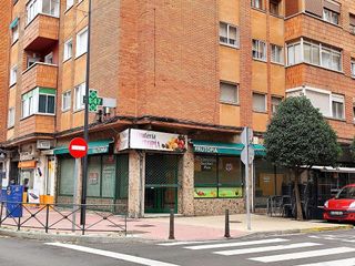 Local comercial en venta en Rondilla - Santa Clara en Valladolid