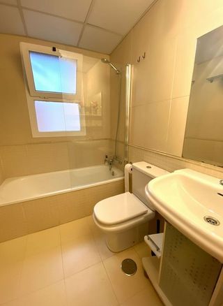 Piso en alquiler en Martín Carpena - Torre del Río en Málaga